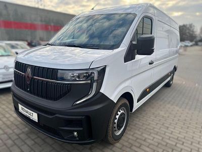 Mineralweiß (metallic) Gebraucht 2025 Renault Master Van | 32.290 € (Guter Preis)