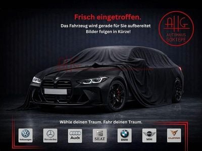 Gebraucht BMW 330 Sport Line 265 PS (194 kW) 2019 Blau Kombi