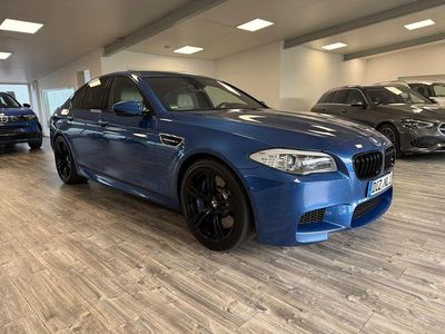Blau Gebraucht 2011 BMW M5 Shadowline Limousine | 37.999 € (Teuer)