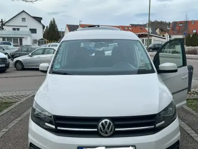 Gebraucht VW Caddy 125 PS (91 kW) 2018 Weiß Van / Kleinbus