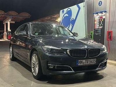 Gebraucht BMW 330 Luxury Line 258 PS (189 kW) 2018 Grau Kleinwagen