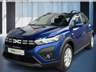 Usata Dacia Sandero Expression 101 CV (74 kW) 2024 Blu Berlina