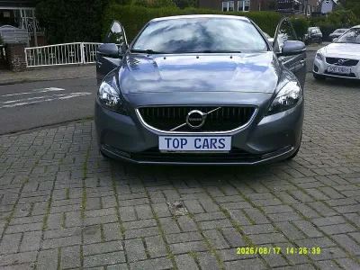 Gebraucht Volvo V40 Kinetic 150 PS (110 kW) 2017 Osmium grey metallic Limousine
