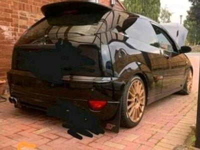 Gebraucht Ford Escort ST 182 PS (133 kW) 2004 Schwarz Coupé