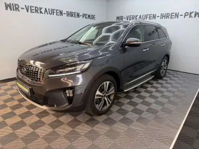Używany Kia Sorento GT-Line 200 KM (147 kW) 2018 Szary SUV