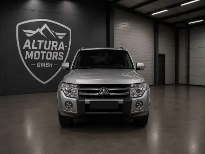 Gebraucht Mitsubishi Pajero Instyle 200 PS (147 kW) 2011 Silber SUV