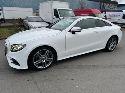 Usata Mercedes E220 AMG 194 CV (142 kW) 2017 Bianco