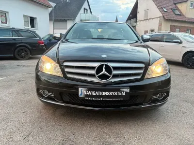 Gebraucht Mercedes C220 Avantgarde 170 PS (125 kW) 2008 Schwarz Limousine