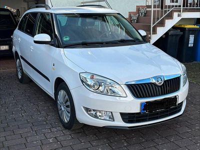 Gebraucht Skoda Fabia Fresh 105 PS (77 kW) 2013 Weiß Kombi