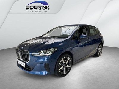 Gebraucht BMW 220 Active Tourer Sport Line 170 PS (125 kW) 2025 Blau Van / Kleinbus