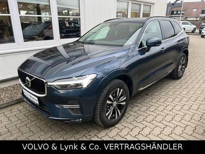 Gebraucht Volvo XC60 Momentum 197 PS (144 kW) 2022 Blau SUV