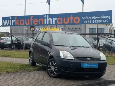 Gebraucht Ford Fiesta Ambiente 60 PS (44 kW) 2005 Blau Kleinwagen