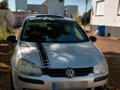 Gebraucht VW Golf V 105 PS (77 kW) 2004 Grau Kleinwagen