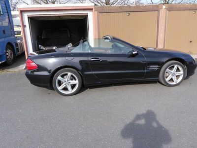 Second-hand Mercedes SL350 245 CP (180 kW) 2003 Negru Cabrio
