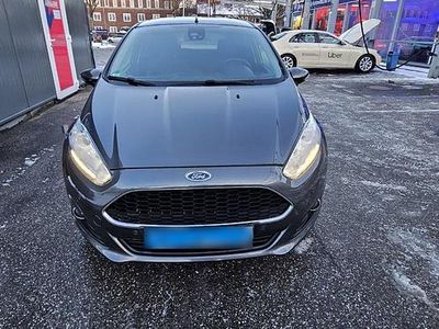 Gebraucht Ford Fiesta 101 PS (74 kW) 2017 Grau Kleinwagen