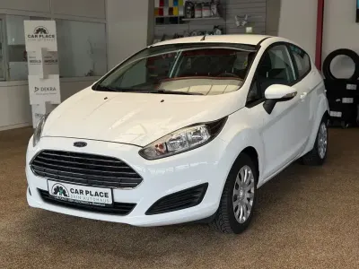 Gebraucht Ford Fiesta Trend 80 PS (58 kW) 2014 Weiß Kleinwagen