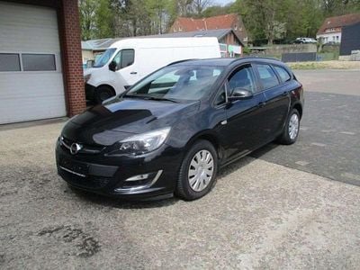 Usata Opel Astra Edition 110 CV (80 kW) 2013 Nero Station wagon