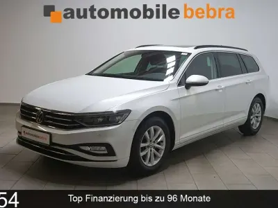 Używany VW Passat Business 150 KM (110 kW) 2022 Biały Kombi