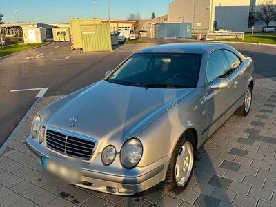 Mercedes CLK320