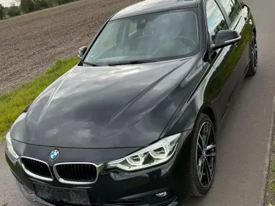 Gebraucht BMW 330 258 PS (189 kW) 2015 Schwarz Limousine
