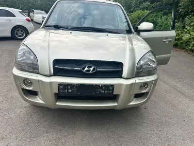 Gebraucht Hyundai Tucson GLS 175 PS (128 kW) 2006 Grau SUV