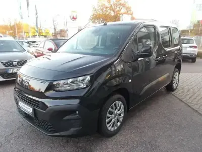 Gebraucht Fiat Doblò 102 PS (75 kW) 2025 Other Van / Kleinbus
