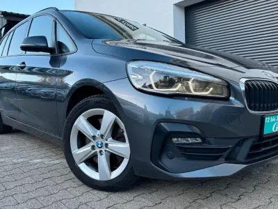 Gebraucht BMW 220 Gran Tourer 190 PS (139 kW) 2022 Schwarz Van / Kleinbus