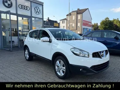 Gebraucht Nissan Qashqai Visia 110 PS (80 kW) 2010 Schwarz SUV