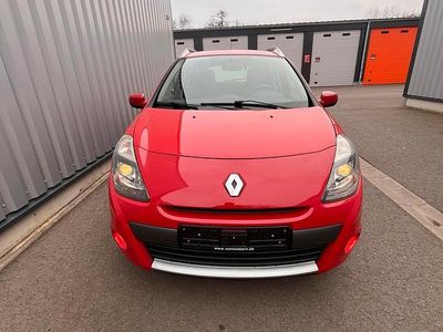 Gebraucht Renault Clio III 75 PS (55 kW) 2009 Rot Kombi