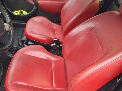 Begagnad Ford StreetKa 95 HK (69 kW) 2004 Svart Cab