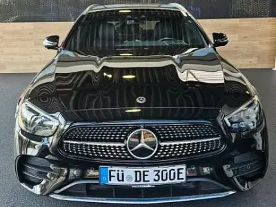 Gebraucht Mercedes E300 AMG 306 PS (225 kW) 2020 Schwarz Limousine