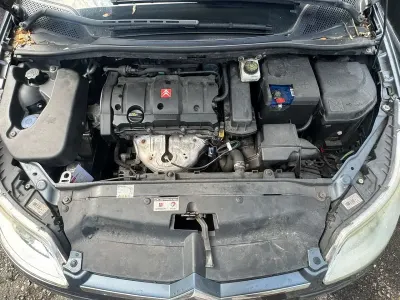 Gebraucht Citroën C4 Comfort 109 PS (80 kW) 2006 Limousine