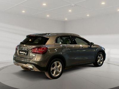 Second-hand Mercedes GLA200 Urban 156 CP (114 kW) 2019 Gri SUV