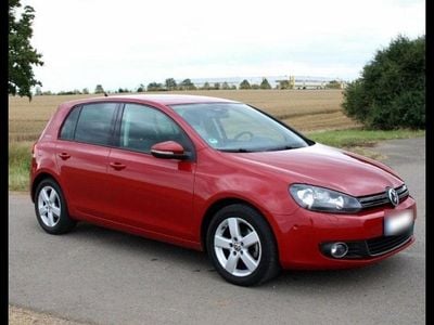Gebraucht VW Golf VI 122 PS (89 kW) 2010 Rot Kleinwagen