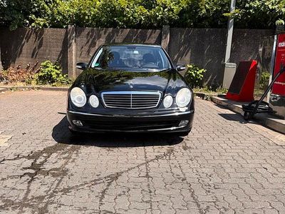 Mercedes E220