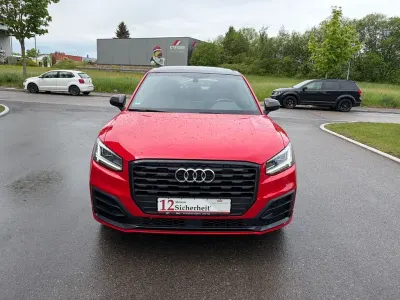 Gebraucht Audi Q2 S-Line 116 PS (85 kW) 2018 Rot SUV