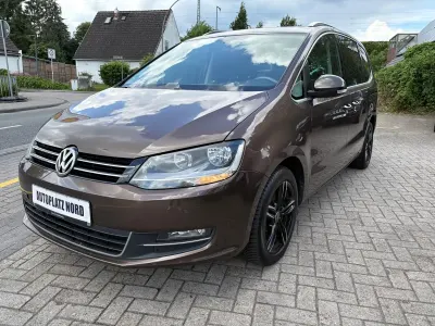 Gebraucht VW Sharan 140 PS (102 kW) 2011 Braun Van / Kleinbus