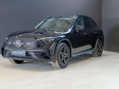 Gebraucht Mercedes GLC300 AMG 269 PS (197 kW) 2024 Obsidianschwarz metallic SUV