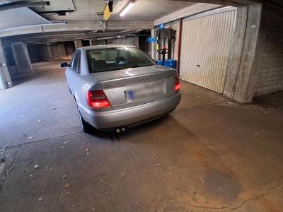 Usata Audi A4 90 CV (66 kW) 1998 Argento Berlina