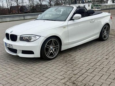 Gebraucht BMW 135 Cabriolet M Performance 306 PS (225 kW) 2011 Weiß Cabrio