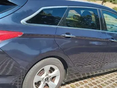 Gebraucht Hyundai i40 Edition 136 PS (100 kW) 2013 Blau Kombi