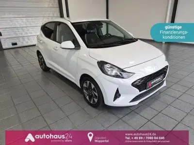 Brugt Hyundai i10 Trend 67 HK (49 kW) 2023 Hvid Hatchback