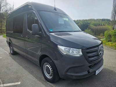 Gebraucht Mercedes Sprinter 163 PS (119 kW) 2019 Grau Van