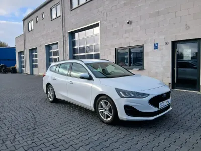 Gebraucht Ford Focus Cool & Connect 120 PS (88 kW) 2022 Weiß Limousine