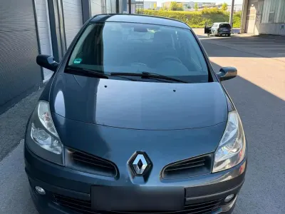 Usata Renault Clio III 110 CV (80 kW) 2006 Nero Utilitaria