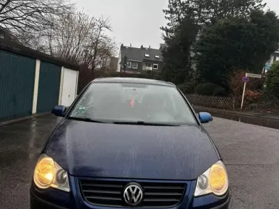 Gebraucht VW Polo 80 PS (58 kW) 2006 Blau Kleinwagen