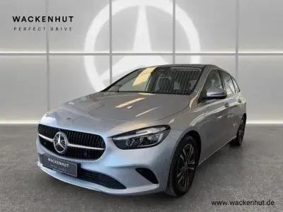 Gebraucht Mercedes B200 Advanced 163 PS (119 kW) 2025 Silber Kleinwagen