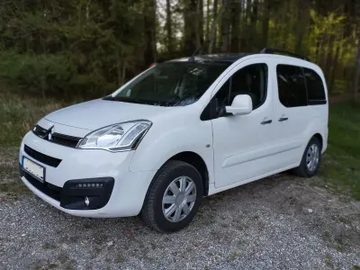 Used Citroën Berlingo PureTech 110 HP (80 kW) 2016 White Minivan