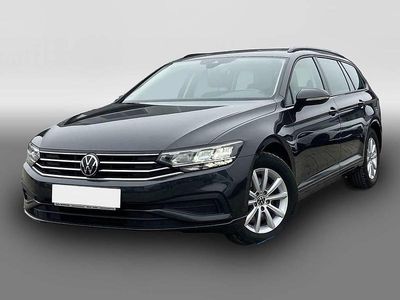 Usata VW Passat 122 CV (89 kW) 2023 Grigio Station wagon