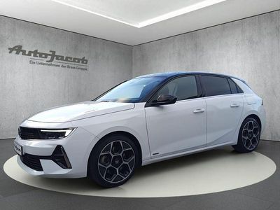 Arktis weiß (uni) Gebraucht 2022 Opel Astra Ultimate Limousine | 23.950 € (Teuer)